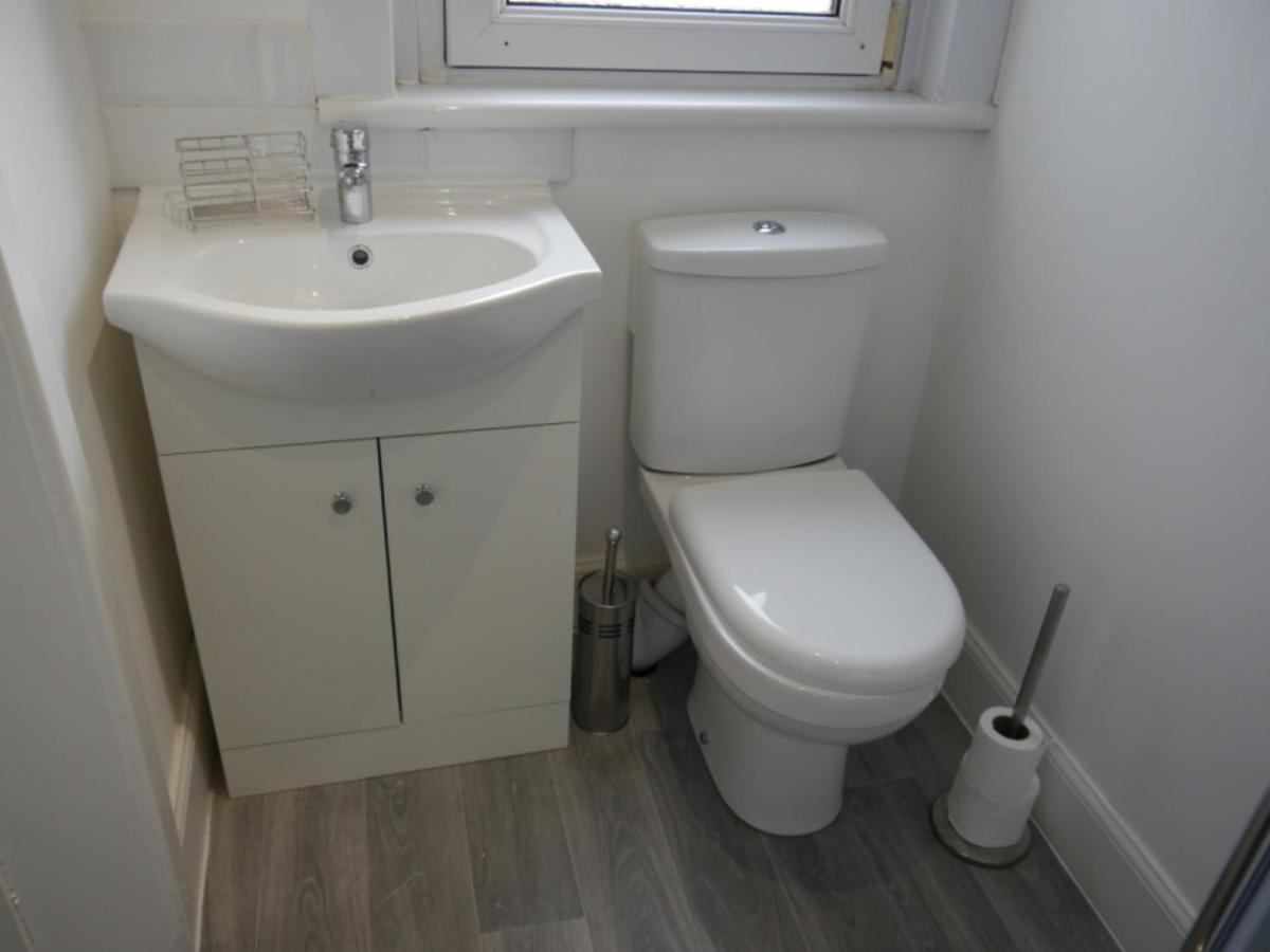 Caledonian Rooms Bellshill Buitenkant foto